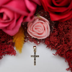 Pandant Aur 14K Cruce